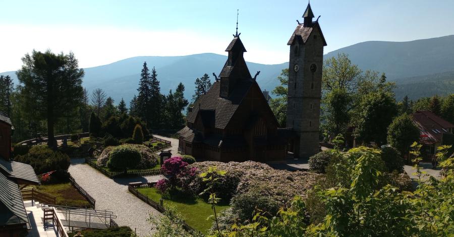 Śnieżka-najwyższy szczyt Karkonoszy oraz Sudetów-1602m.n.p.m - zdjęcie
