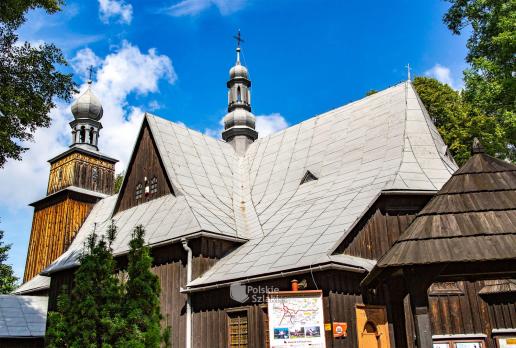 Drewniany kościół w Ptaszkowej