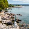 Opatija, dziewczyna z mewą
