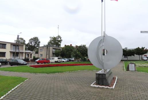 geometryczny środek Polski w Piątku, Magdalena