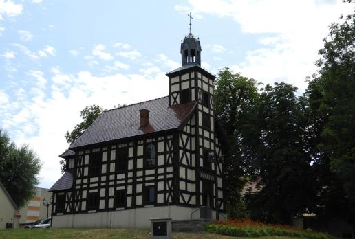 Twardogóra, kościół Trójcy Świętej i Matki Boskiej, Joanna